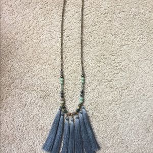 Stone necklace with tassels